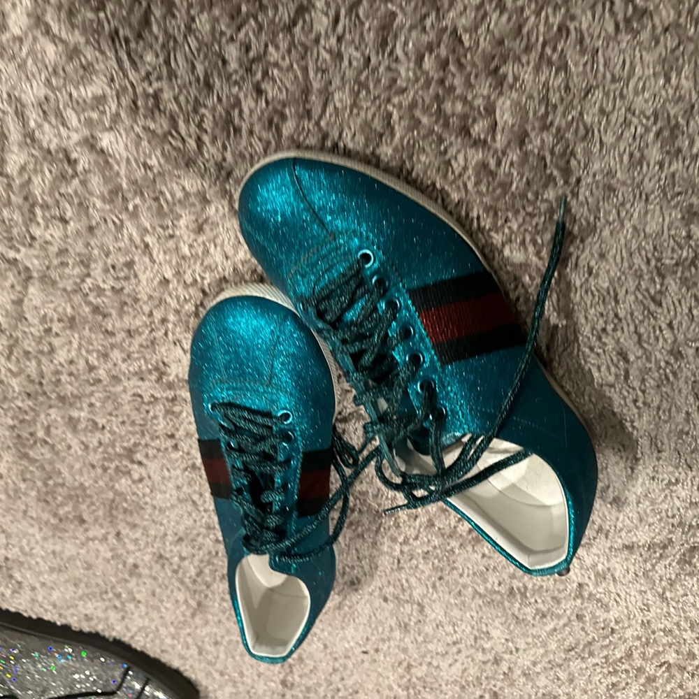 gucci - Picture 2 of 12